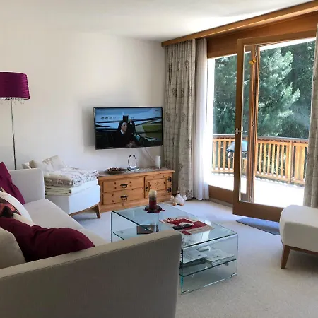 Abitaziun Silvia Sur Baselgia Cunter