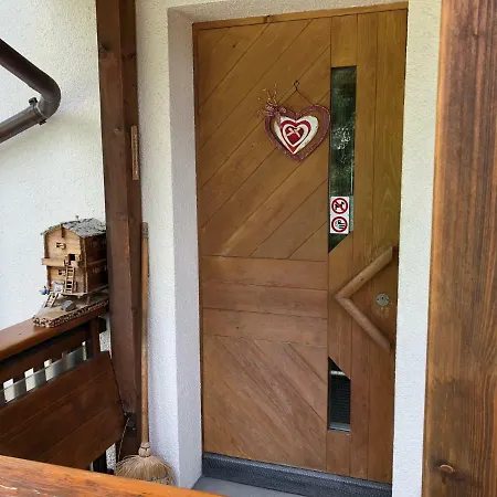 Abitaziun Silvia Sur Baselgia Apartamento