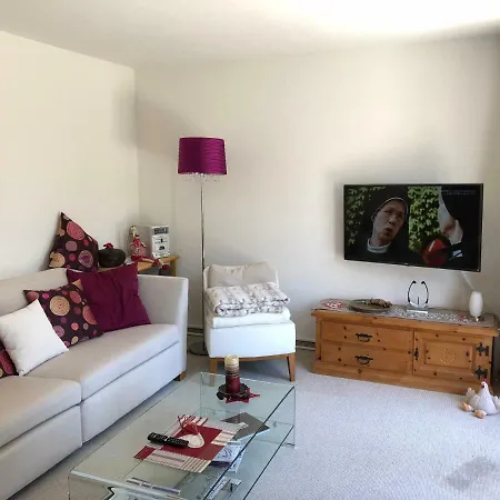 Abitaziun Silvia Sur Baselgia * Cunter