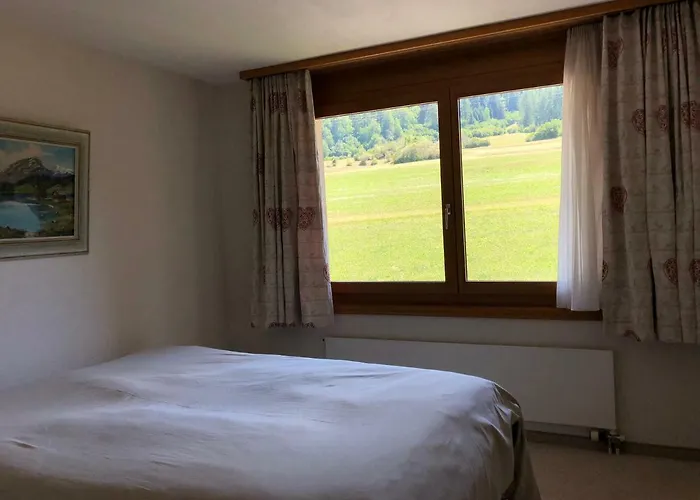 Abitaziun Silvia Sur Baselgia Cunter