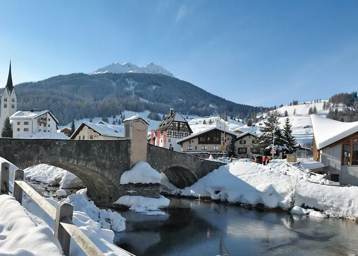 Abitaziun Silvia Sur Baselgia Cunter